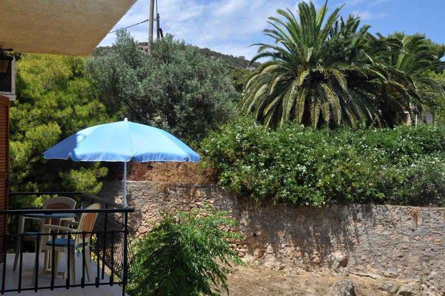 Artemis Rooms Agia Marina  Exterior foto